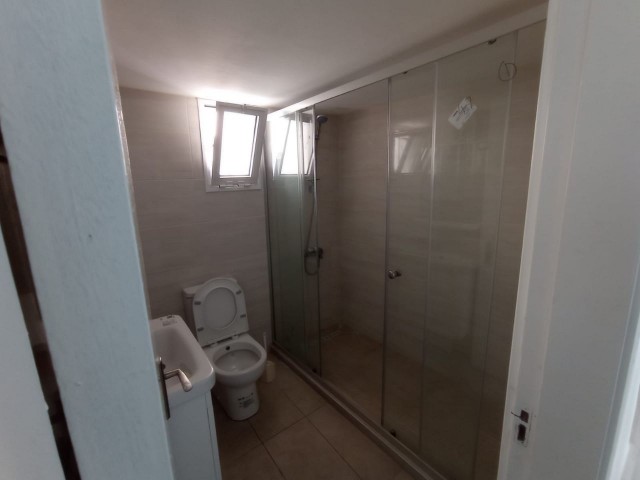 2+1 FULLY RESET, VERY SPACIOUS MEDIUM FLOOR APARTMENT CLOSE TO THE MAIN STREET IN YENİKENT