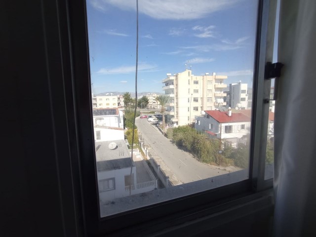 2+1 FULLY RESET, VERY SPACIOUS MEDIUM FLOOR APARTMENT CLOSE TO THE MAIN STREET IN YENİKENT