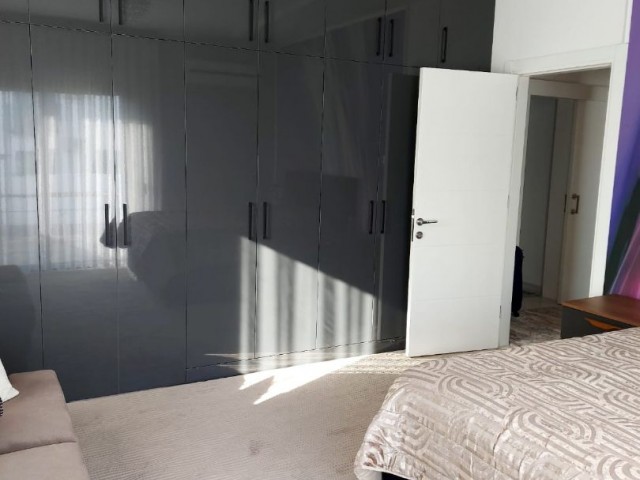 ALAYKÖY DE 4 DAİRELİK APT ZEMİN KATI 3+2 EXTRALI DAİRE