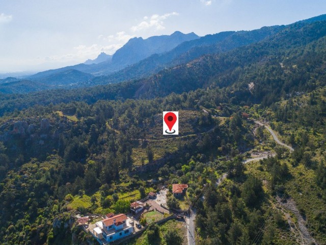 Villa in bester Lage und mit herrlichem Blick in Kyrenia-Lapta