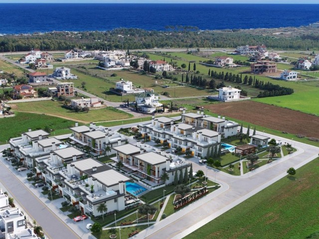 Turnkey February 2025 Down payment 40% Until key delivery 30% for 36 months Last 30% in interest-free installments for 24 months from key delivery Yeniboğaziçi salamis 2 outdoor pools within walking distance of the hotel One indoor pool Gym sauna Turkish bath All ground floor ** 