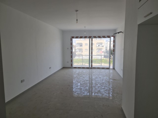 2+1 new new zero apartment with Turkish roots for sale in a great location in Gönyeli, close to markets and pharmacies and main street. 