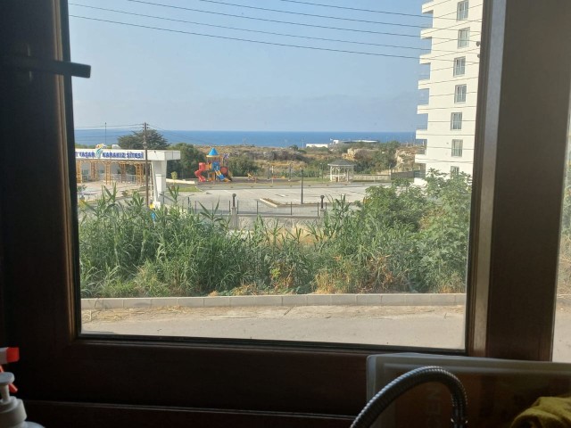 Girne merkez yeni limanda satılık 3+1 daire