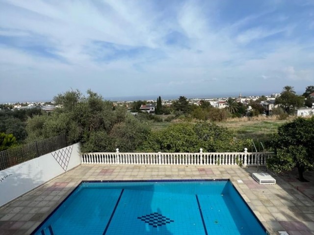 3+2 villa in a magnificent location in Kyrenia Ozanköy