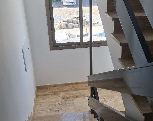 Brand new 3+1 flat for rent with business permit in a wonderful location in the center of Kyrenia. Located in the center of Kyrenia, this product is a flat for rent within walking distance to the city center and everywhere.