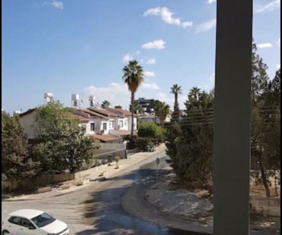 Flat To Rent in Girne Merkez, Kyrenia