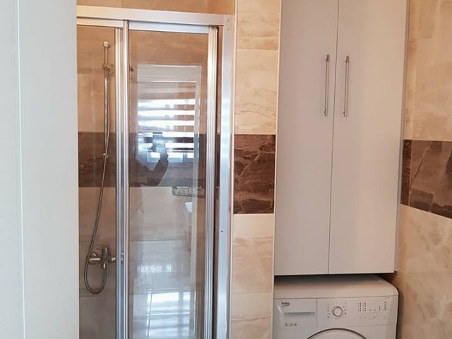 girne merkezde 2+1 dağ ve deniz manzaralı kiralık ev 