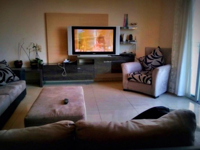 Penthouse Mieten in Girne Merkez, Kyrenia