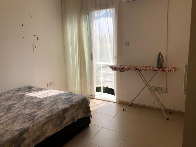 Flat To Rent in Yukarı Girne, Kyrenia