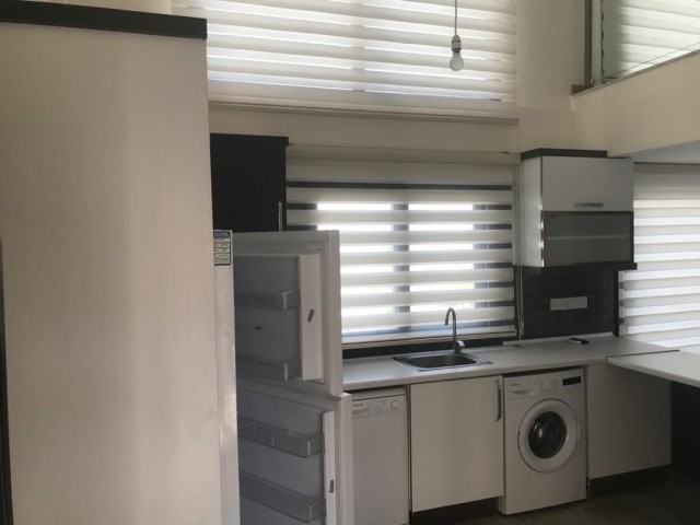 Flat To Rent in Alsancak, Kyrenia