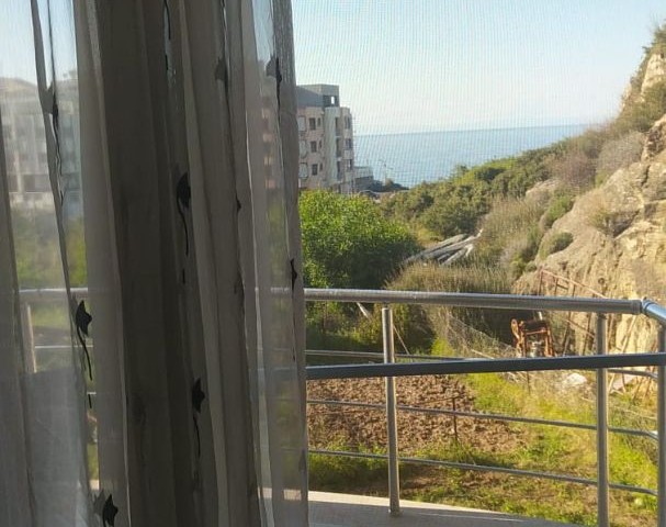 Flat To Rent in Girne Merkez, Kyrenia