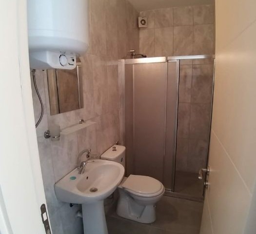 Flat To Rent in Karaoğlanoğlu, Kyrenia