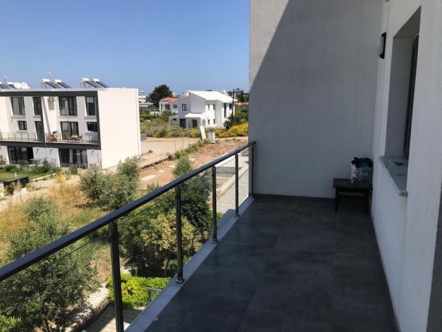 Flat To Rent in Alsancak, Kyrenia