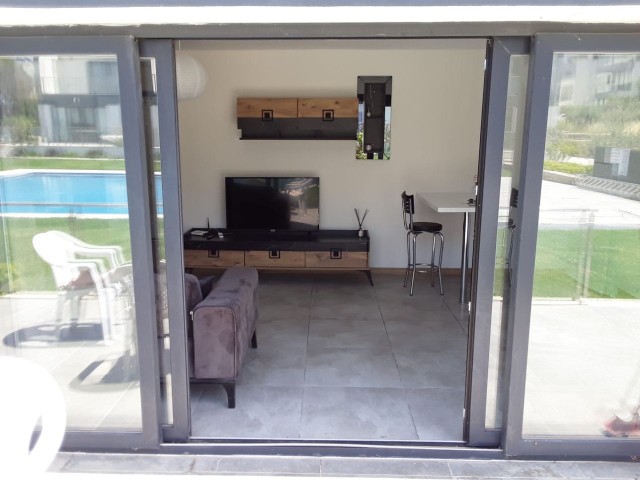 Flat To Rent in Alsancak, Kyrenia