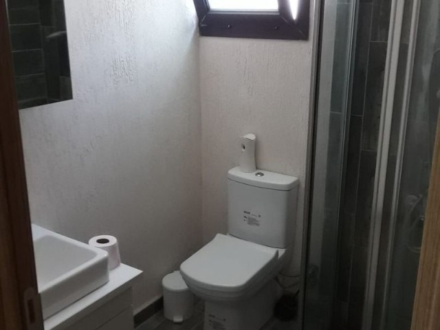 Flat To Rent in Alsancak, Kyrenia