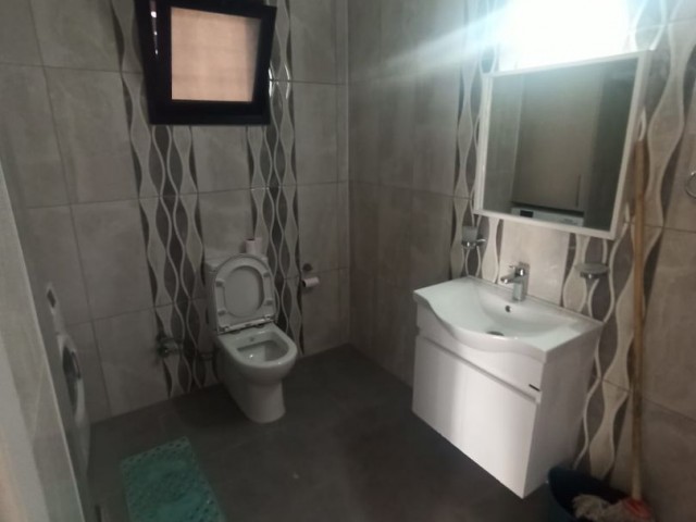 Flat To Rent in Girne Merkez, Kyrenia