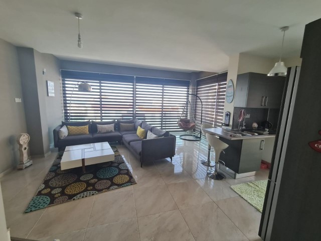 GİRNE MERKEZDE KİRALIK 2+1 PENTHOUSE 