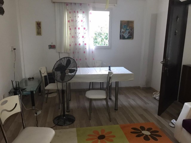 Flat To Rent in Girne Merkez, Kyrenia