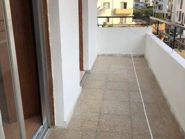 3+1 Opportunity Flat for Sale in Kyrenia Center(kashgar court)