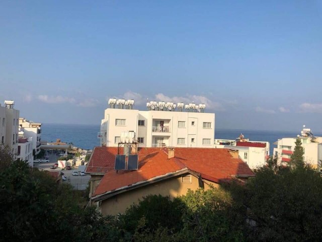 3+1 Opportunity Flat for Sale in Kyrenia Center(kashgar court)