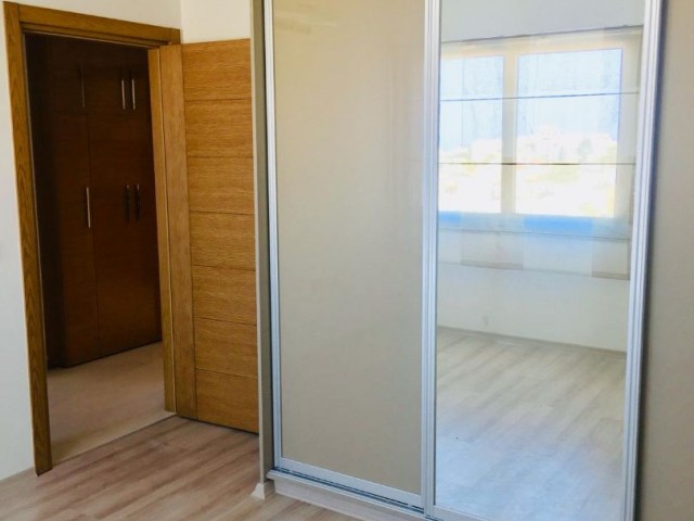 Luxuswohnung zur Miete im Kyrenia Center 2+1