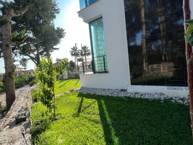 3+1 SEMI DETACHED VILLA FOR SALE WITH MOUNTAIN AND SEA VIEWS IN ALSANCAK(YESİLTEPE)
