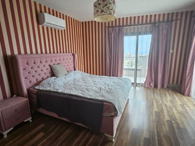 Girne Merkez'de Kiralık Penthouse