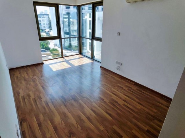 3+1 Flat for Sale in Kyrenia Center