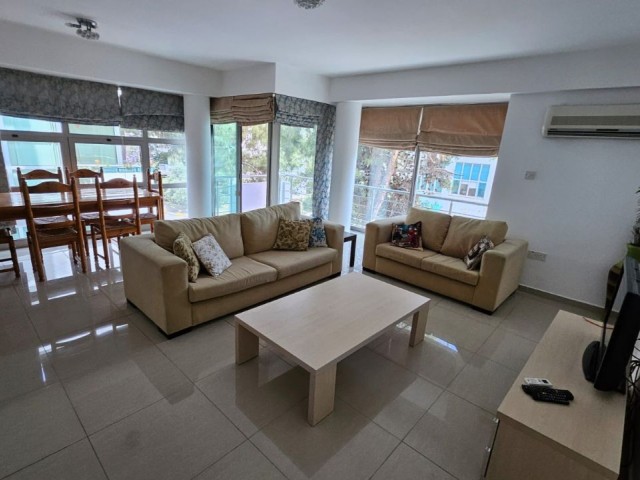 3+1 Flat for Sale in Kyrenia Center