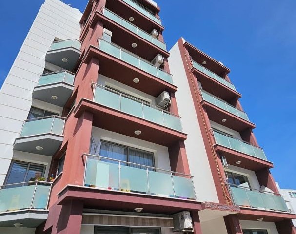 2+1 Flat for Sale in Kyrenia Center