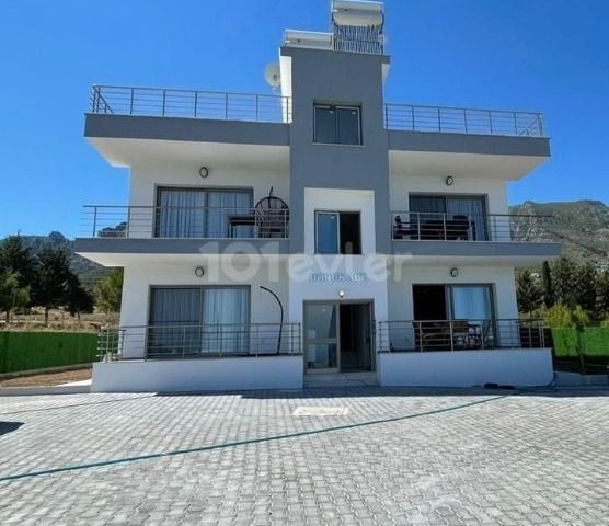 Girne Çevre Yolu Üzerinde FULL EŞYALI  Kiralık Lüks Daire 