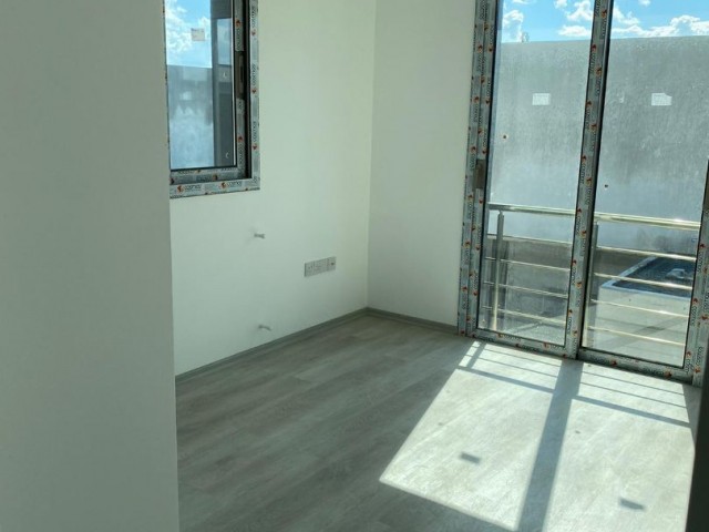 GÖNYELİ YENİKENT BÖLGESİNDE SATILIK 220M2'DEN 3+1 DUPLEX VİLLALAR SATIŞ FİYATI £165.000