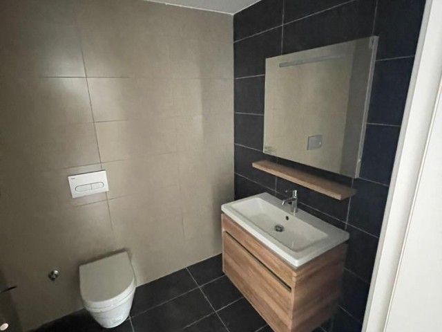 Flat For Sale in Aşağı Girne, Kyrenia