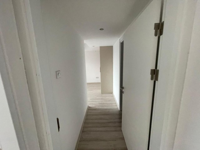 Flat For Sale in Aşağı Girne, Kyrenia