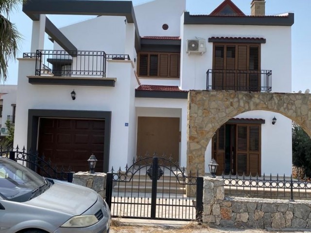 Villa For Sale in Bahçeler, Iskele