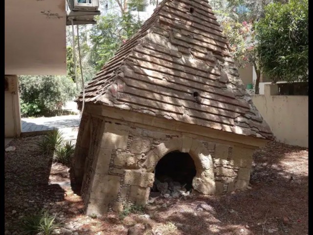 Eben Kaufen in Girne Merkez, Kyrenia