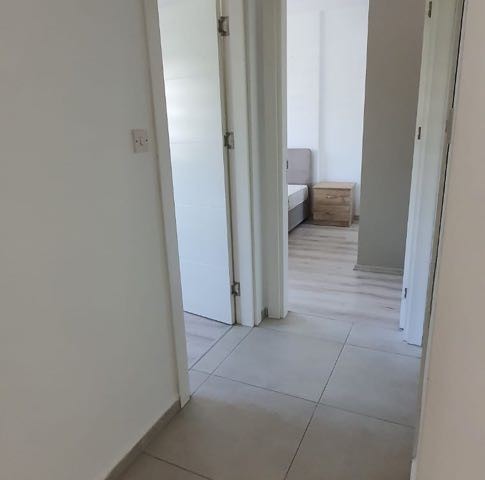 Girne merkezde lüks eşyalı daire 