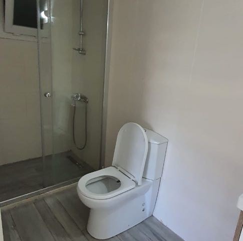 Girne merkezde lüks eşyalı daire 