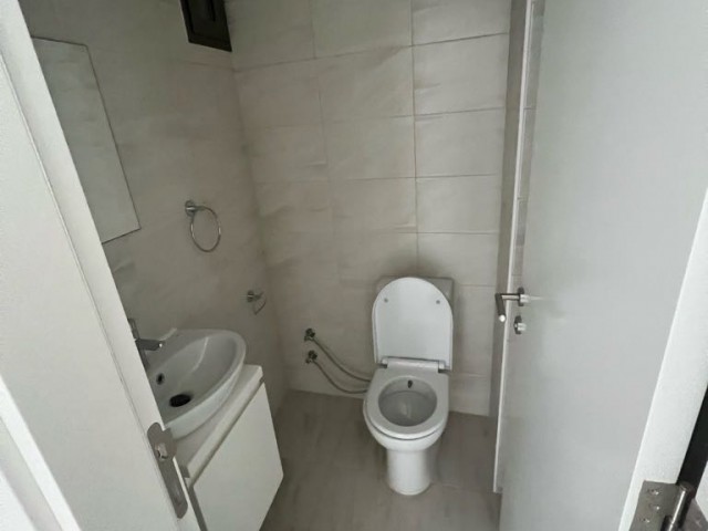 Flat To Rent in Aşağı Girne, Kyrenia