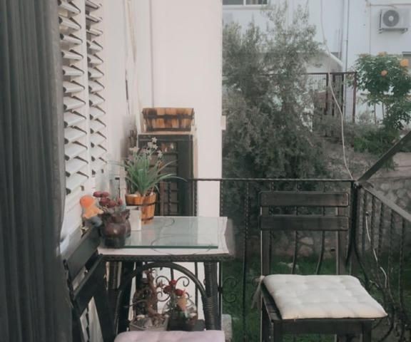 Flat For Sale in Zeytinlik, Kyrenia