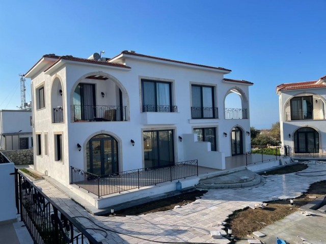 Flat For Sale in Alsancak, Kyrenia