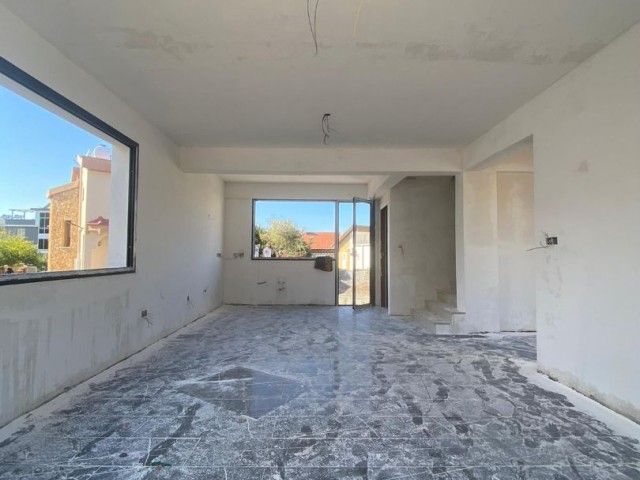 2+1 VILLA FOR SALE IN KARŞIYAKA