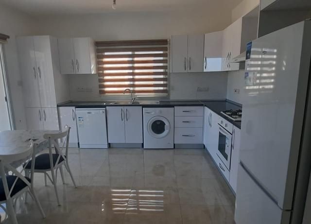 GİRNE MERKEZDE 2+1 SATILIK DAİRE 