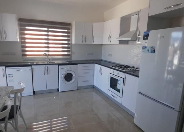 GİRNE MERKEZDE 2+1 SATILIK DAİRE 