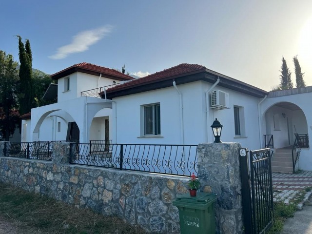 Detached 4+1 Pool for Sale in Lapta/Girne