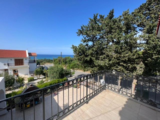 3+1 VILLA FOR SALE IN KYRENIA ALSANCAK, NEAR MERIT ROYAL