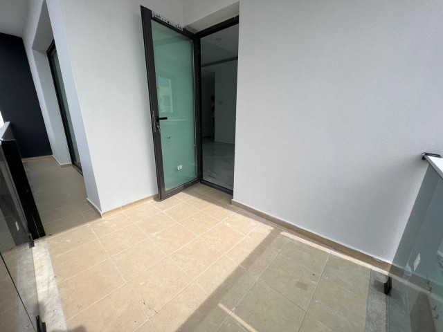 GİRNE ALSANCAK'TA SATILIK SIFIR 3+1 DAİRE