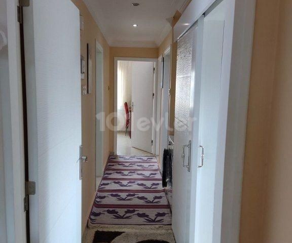 GİRNE MERKEZDE 3+1  SATILIK DAİRE