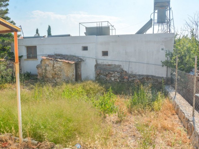 2+1 DETACHED HOUSE FOR SALE IN KYRENIA ESENTEPE