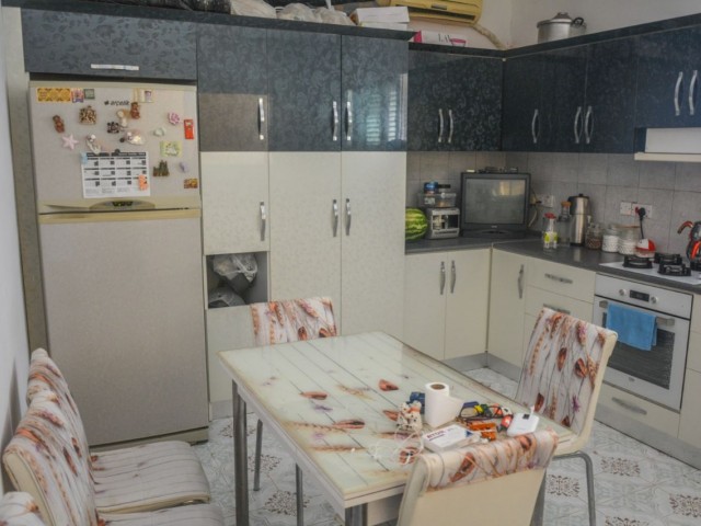 GİRNE MERKEZ'DE SATILIK 3+1 DAİRE